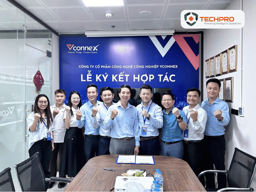 TECHPRO và VCONNEX ký kết thỏa thuận hợp tác phát triển sản phẩm, dịch vụ công nghệ thông tin ứng dụng trong ngành IoT
